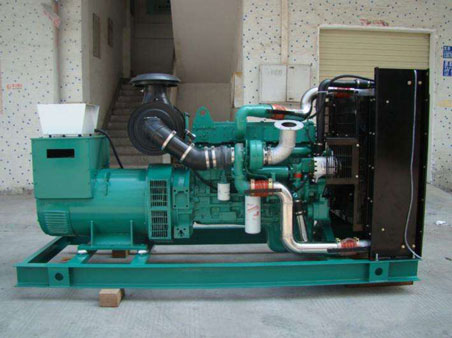 天山1100kw康明斯柴油发电机组图片 天山1100kw康明斯柴油发电机组图片